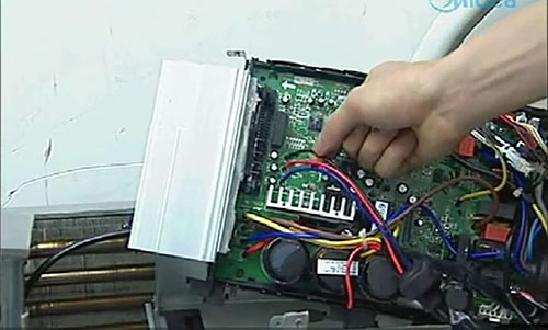 梁山美的空调电话是多少